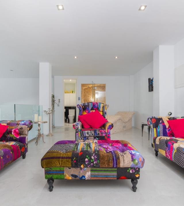 Resa Estate Ibiza for sale townhouse cala Carbo es Vedra living up.jpg
